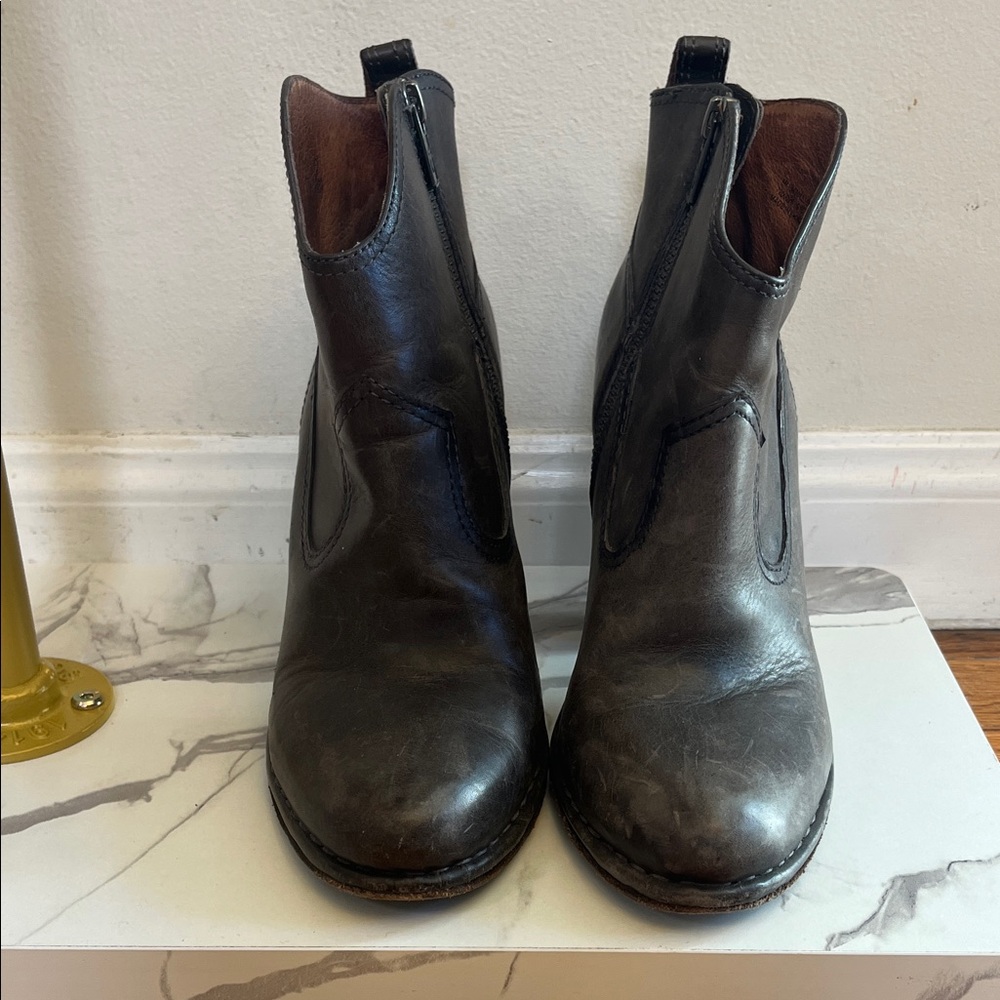 Frye Dark Brown Leather Heeled Boots - Picture 3 of 7